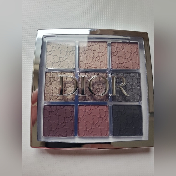 Dior Backstage Smoky Essentials Eyeshadow Palette - Picture 8 of 12
